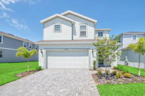 Tranquil Oasis with Lush Gardens 5496